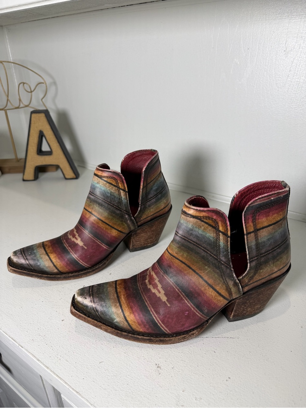 Ariat Womens 8 Serape Stripe Leather Western Ankle Boots Booties Boho